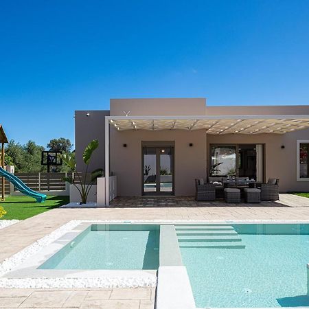 Perama  Koin Villa Sunset, With Heated Pool & Whirlpool, By Thinkvilla מראה חיצוני תמונה