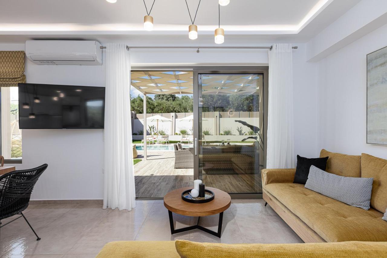 Perama  Koin Villa Sunset, With Heated Pool & Whirlpool, By Thinkvilla מראה חיצוני תמונה